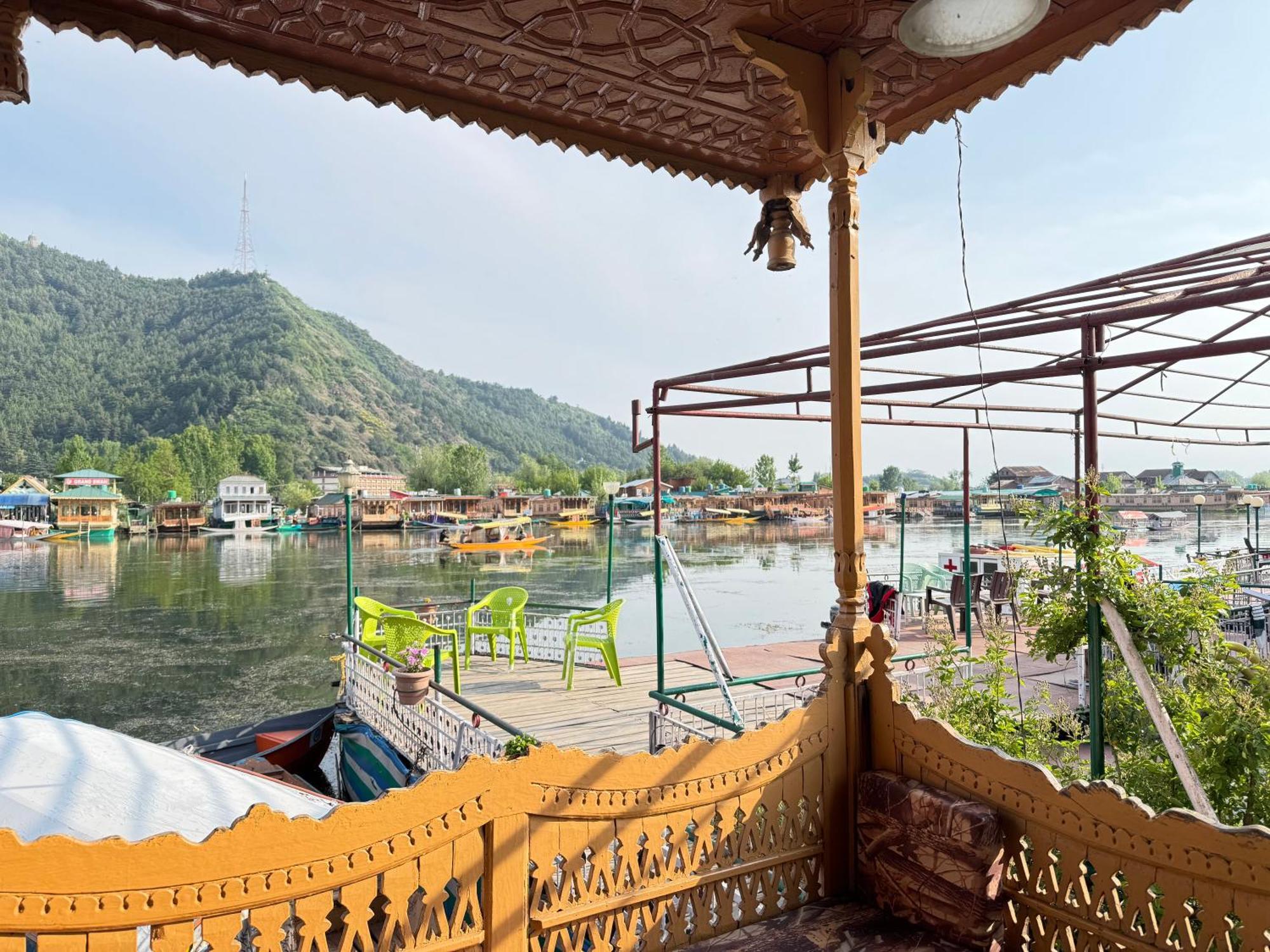 New Sea Palace Houseboats Srīnagar エクステリア 写真