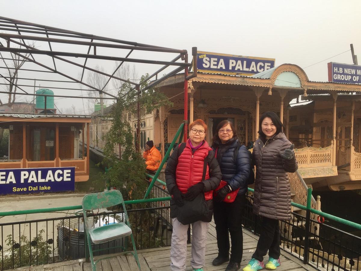 New Sea Palace Houseboats Srīnagar エクステリア 写真