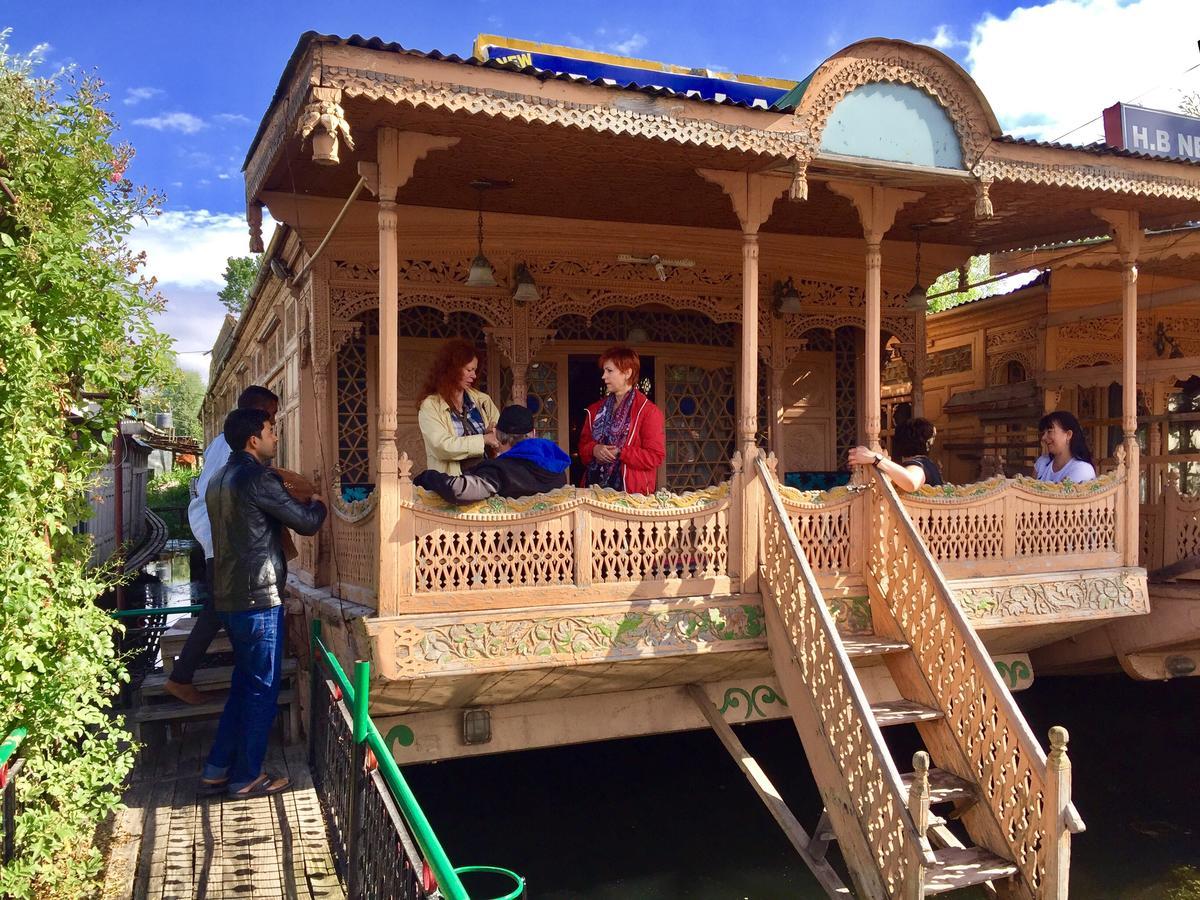 New Sea Palace Houseboats Srīnagar エクステリア 写真