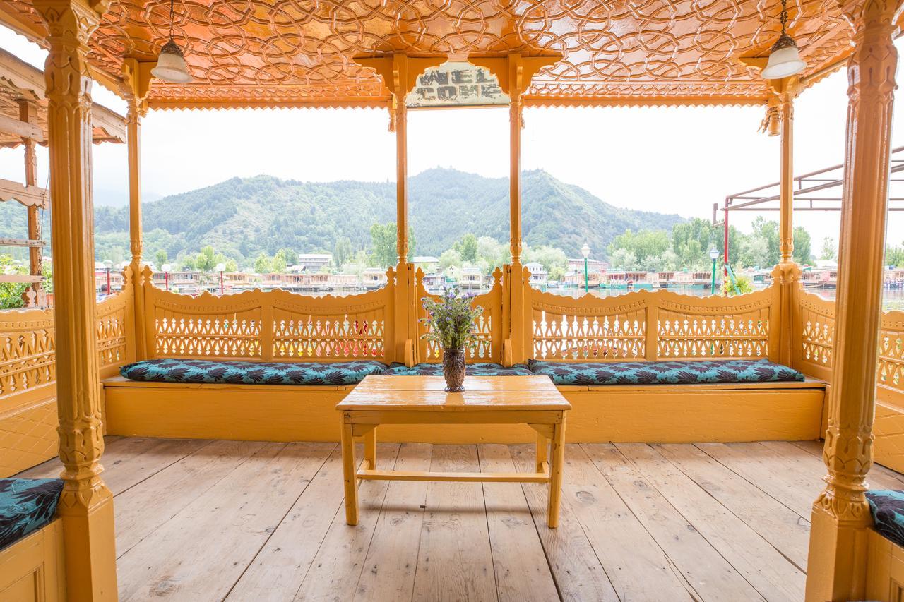 New Sea Palace Houseboats Srīnagar エクステリア 写真